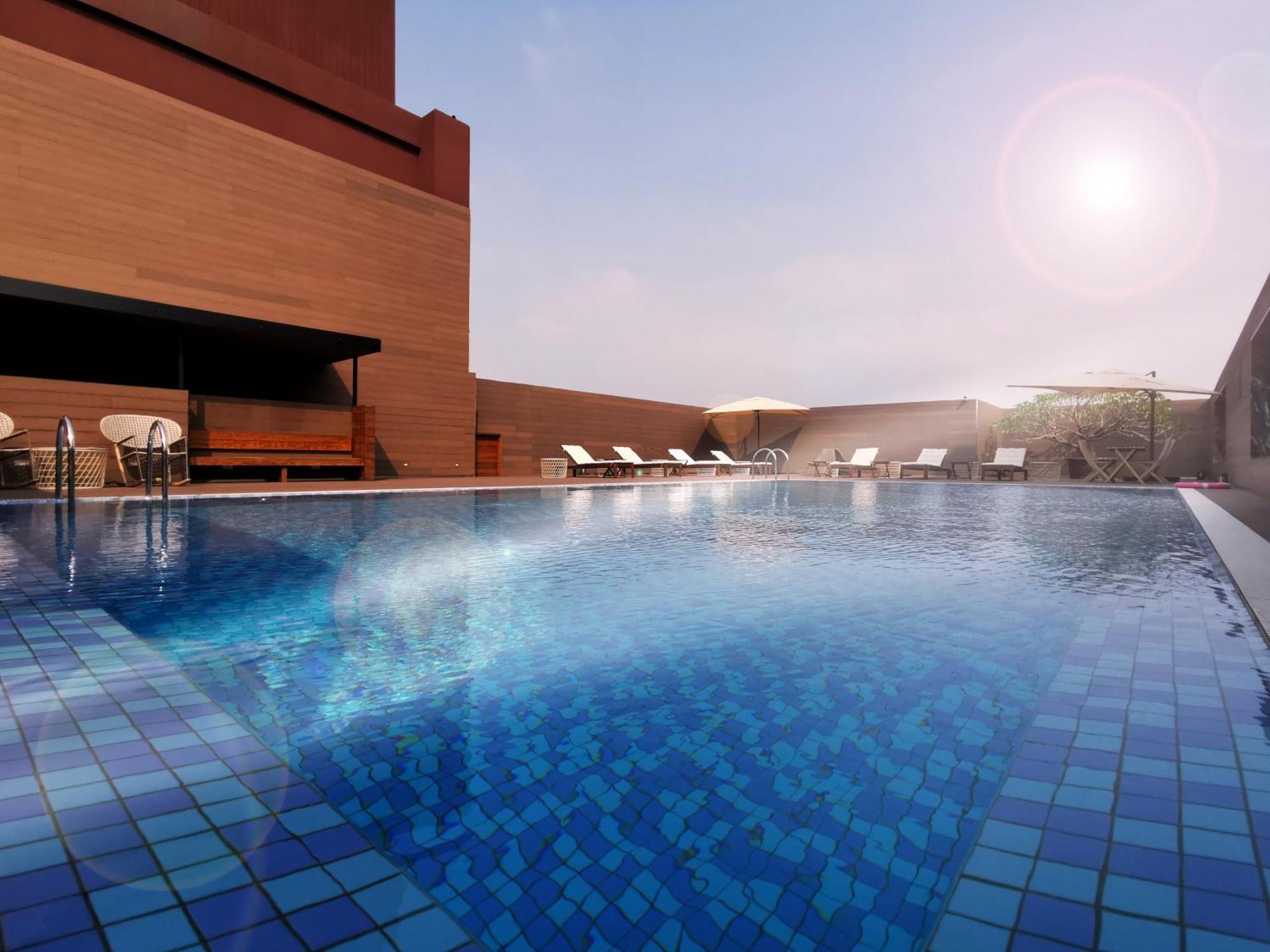 Inhouse Hotel Grand Đài Trung Ngoại thất bức ảnh