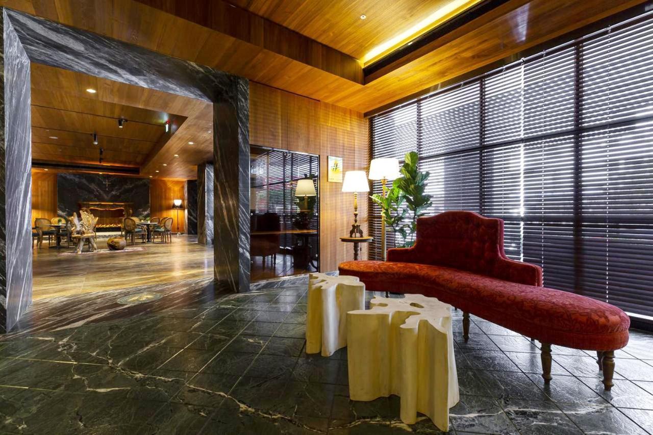 Inhouse Hotel Grand Đài Trung Ngoại thất bức ảnh