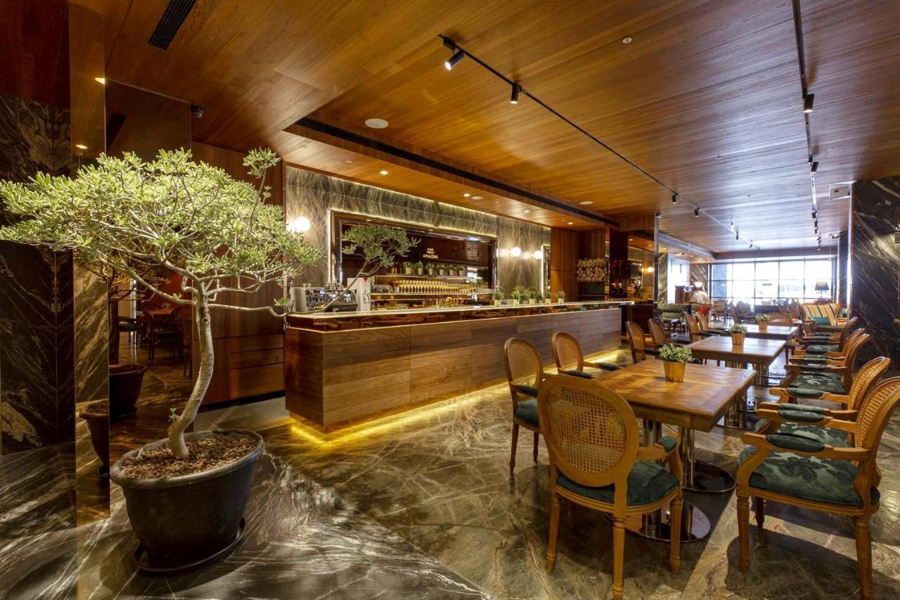 Inhouse Hotel Grand Đài Trung Ngoại thất bức ảnh
