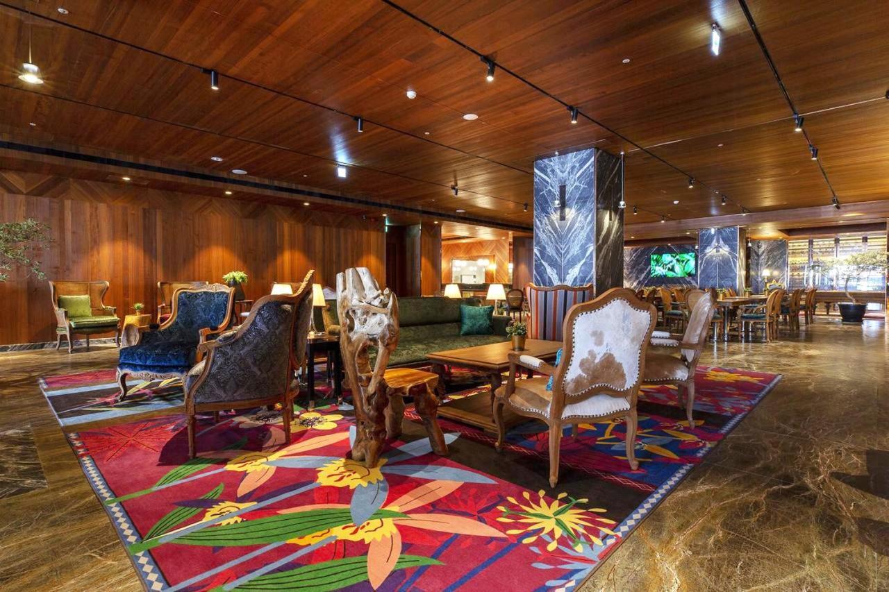 Inhouse Hotel Grand Đài Trung Ngoại thất bức ảnh